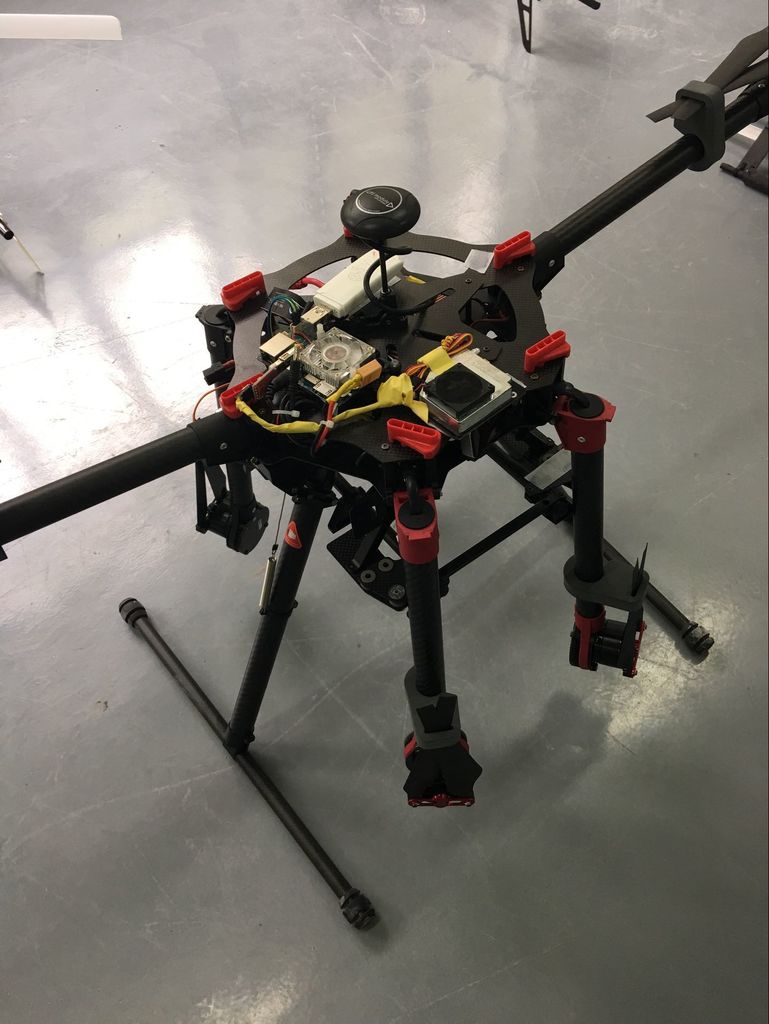 Controlling a drone copter with a 4G network connection.